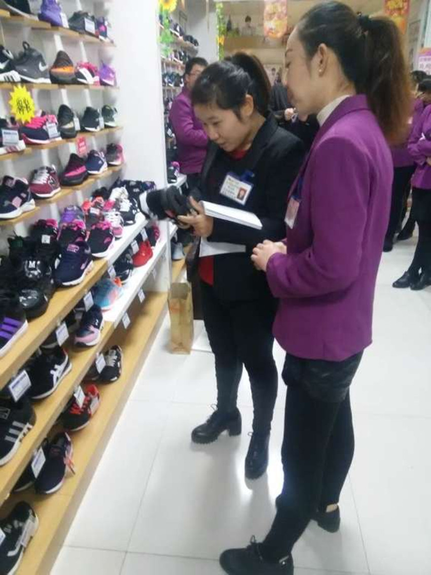 【用心研究本職工作】服務(wù)技能比賽，努力成為更好的自己！