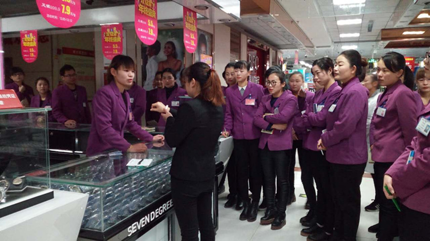 【用心研究本職工作】服務(wù)技能比賽，努力成為更好的自己！